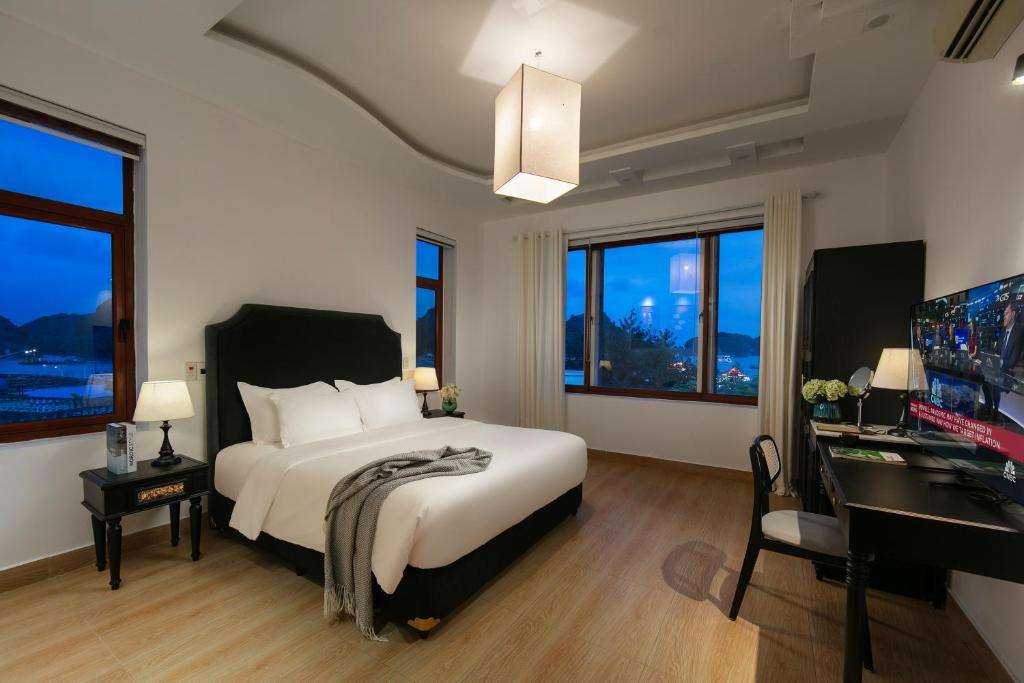 Cat Ba Maison Bay View Villa - 4 Private Luxury Rooms - Managed by H&E Hospitality – Ha Long Bay